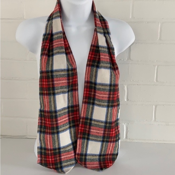 Traditional Classic Old Style Tartan Plaid Christmas Holiday Scarf Scarve - Picture 3 of 9
